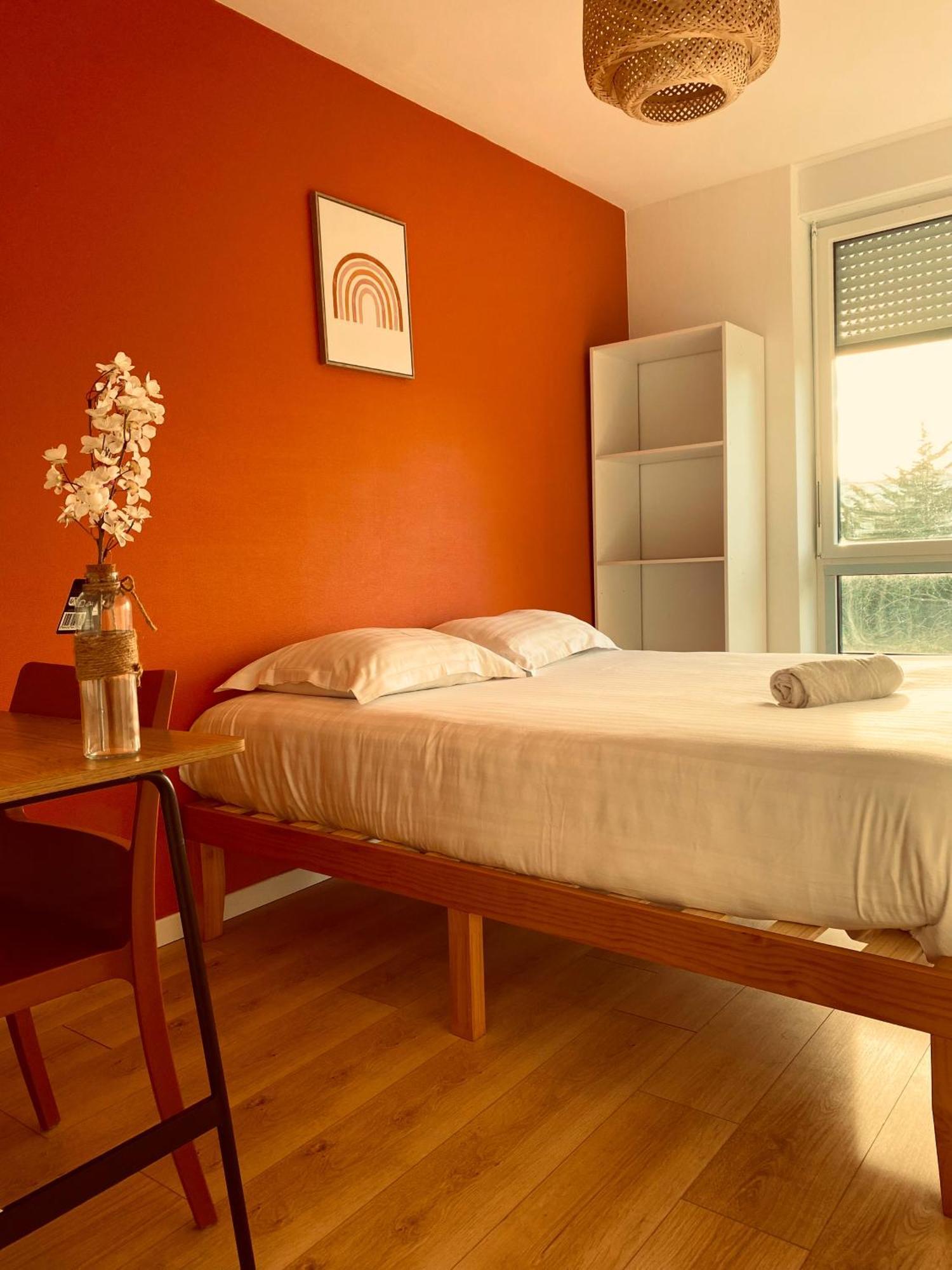 Spacieux Appartement Lumineux Брест Екстериор снимка