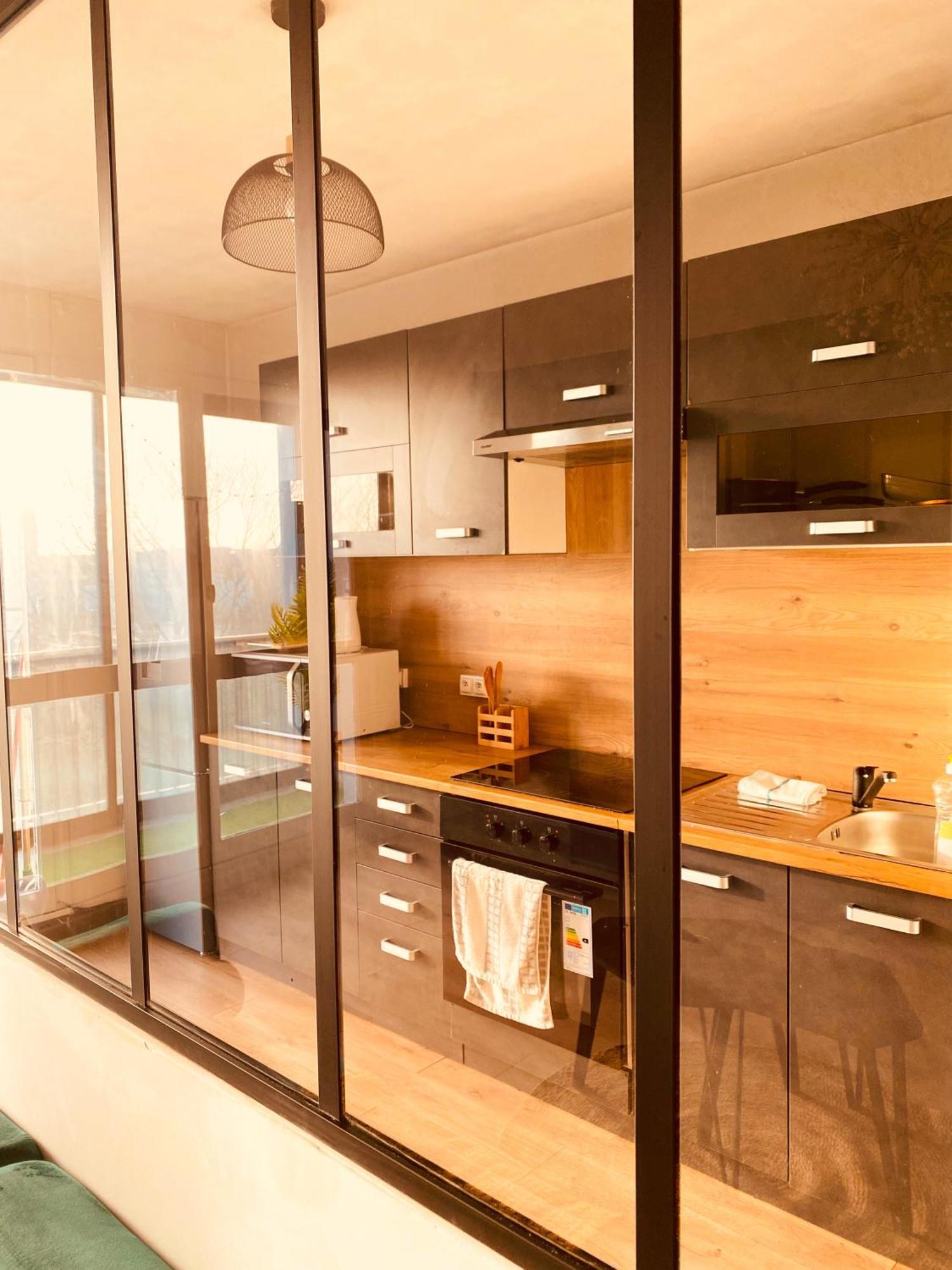 Spacieux Appartement Lumineux Брест Екстериор снимка