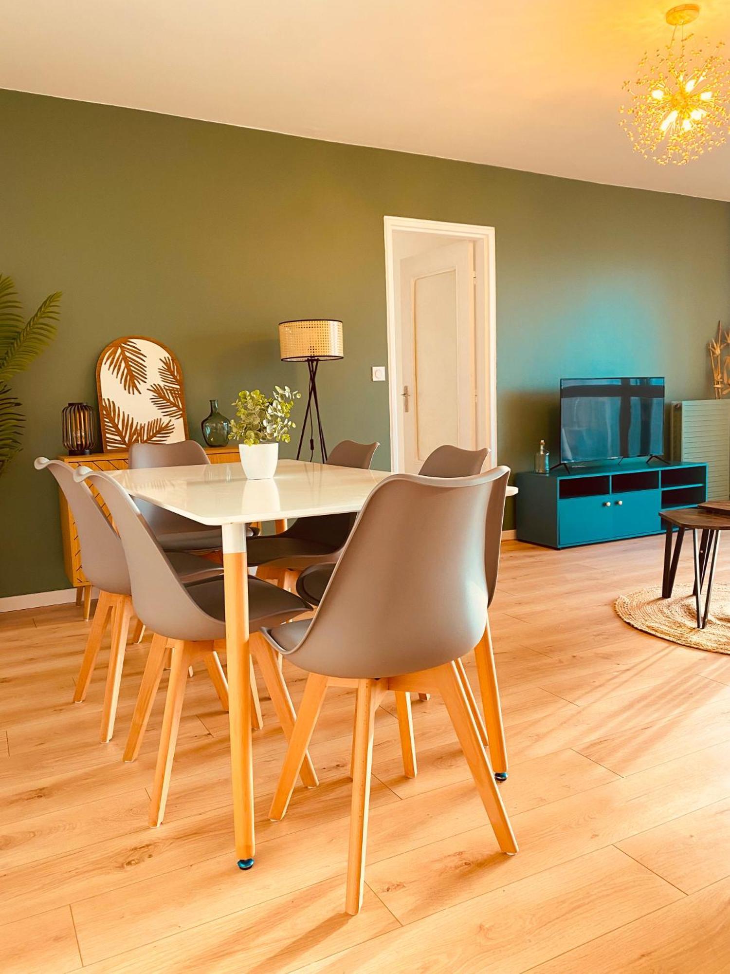 Spacieux Appartement Lumineux Брест Екстериор снимка